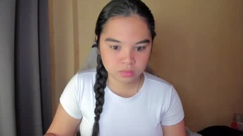 0wwlo0k online show from July 12, 8:18 am