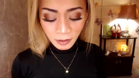 angel online show from January 31, 8:29 pm