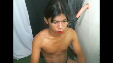 Snapshot of 2mella_reload chatting on September 28, 11:48 pm MEL online show from September 28, 11:48 pm