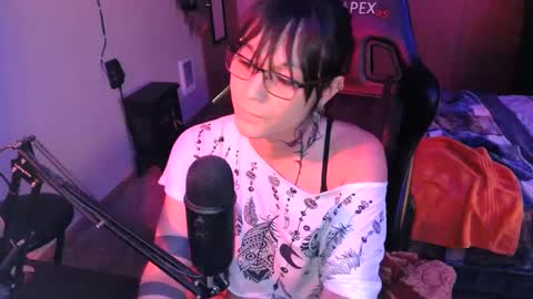 Snapshot of 3shycat3 chatting on September 24, 9:54 pm 3ShyCat3 online show from September 24, 9:54 pm