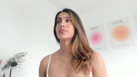 You can Call me Kitty Cat online show from February 15, 10:30 pm