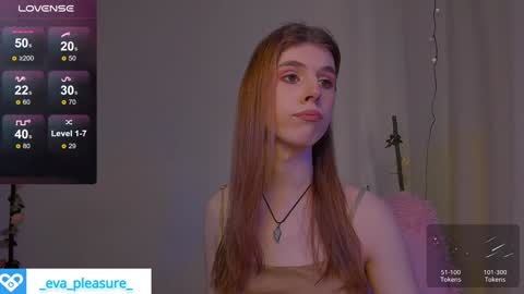 Snapshot of _eva_pleasure_ chatting on January 7, 6:06 am Eva online show from January 7, 6:06 am
