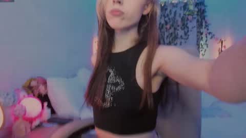 Snapshot of _eva_pleasure_ chatting on October 19, 8:28 am Eva online show from October 19, 8:28 am