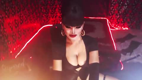 GoDDess  Chloe online show from December 22, 1:01 am