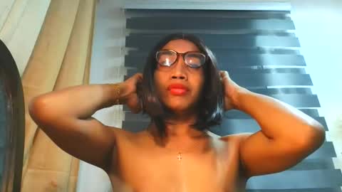 _karie_ online show from June 7, 6:27 pm