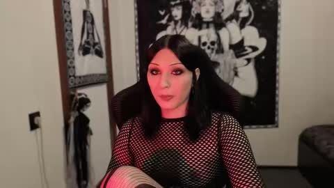 Snapshot of _millisi_ chatting on March 9, 6:43 pm Millisi online show from March 9, 6:43 pm