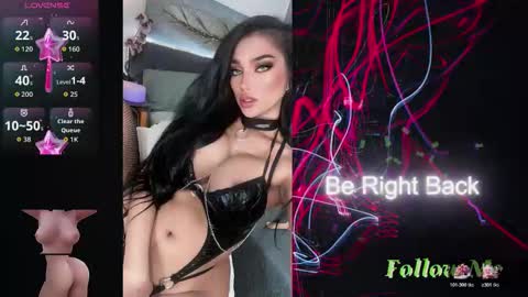 Snapshot of _morganmoore_ chatting on October 19, 6:17 am MORGAN KEEP ON FOLLOWING online show from October 19, 6:17 am