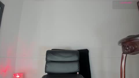 shantall online show from February 23, 10:02 pm