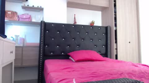 Snapshot of _ravenna_ chatting on January 15, 8:16 pm Samara Romero online show from January 15, 8:16 pm