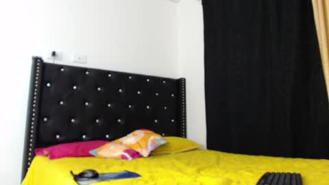 Snapshot of _ravenna_ chatting on February 27, 11:37 pm Samara Romero online show from February 27, 11:37 pm