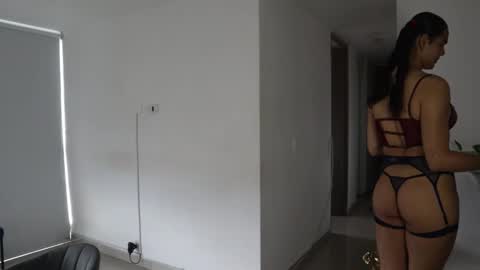 Anastasia Vahos online show from March 5, 6:39 pm