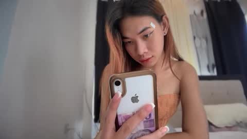 Snapshot of _yoursexwife_ chatting on October 23, 2:15 am sheng online show from October 23, 2:15 am