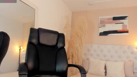 adonis_hot_xx online show from March 1, 9:26 pm