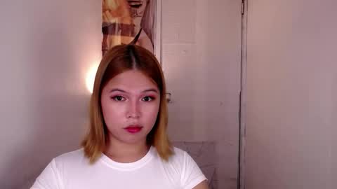 Snapshot of adorabletsforyouxx chatting on September 12, 10:15 pm adorabletsforyouxx online show from September 12, 10:15 pm