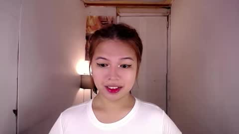 Snapshot of adorabletsforyouxx chatting on October 19, 4:10 pm adorabletsforyouxx online show from October 19, 4:10 pm