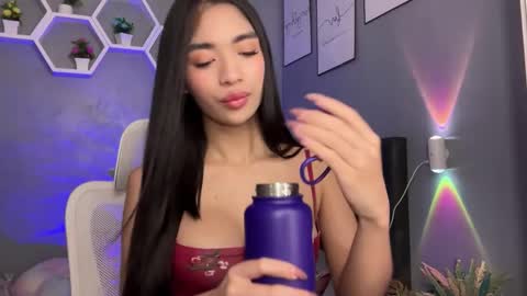 Snapshot of adrianasinclair chatting on September 23, 3:28 pm Adriana online show from September 23, 3:28 pm