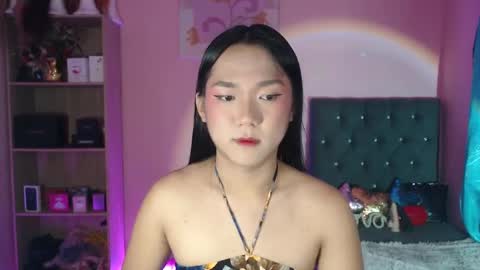 Snapshot of ahmrigrande chatting on February 12, 8:07 pm Ahmri online show from February 12, 8:07 pm