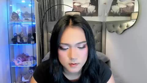 Snapshot of ahmrigrande chatting on October 14, 3:24 pm Ahmri online show from October 14, 3:24 pm