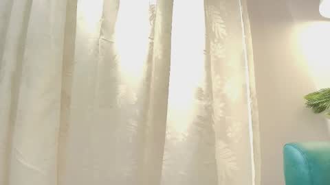 Alahia Rodriguez online show from February 23, 7:39 pm