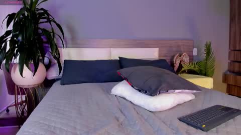 alaiaguerra online show from February 19, 8:59 pm