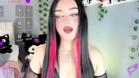 Snapshot of alana_muller_ chatting on October 18, 5:44 am Alana Muller online show from October 18, 5:44 am