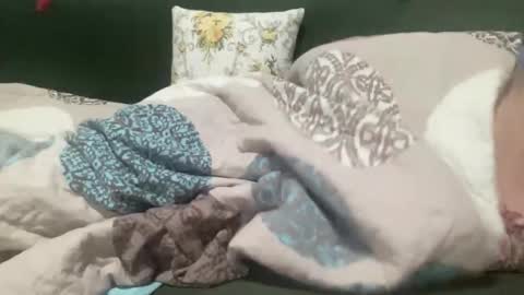 Snapshot of alarasissy chatting on October 16, 3:18 am alarasissy online show from October 16, 3:18 am