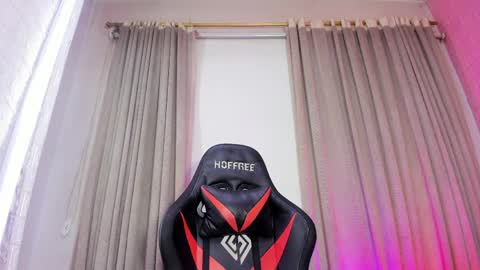 Aleja Hill online show from April 7, 5:19 am