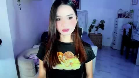 Snapshot of alexa_louise chatting on January 13, 12:24 pm ALEXA - DONT FORGET TO FOLLOW AND RATE ME THUMBS UP online show from January 13, 12:24 pm