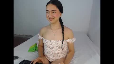 -- ALEXIS -- online show from April 7, 12:33 am