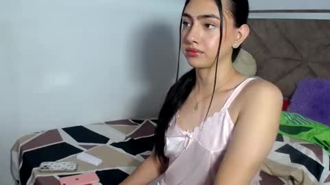 -- ALEXIS -- online show from August 4, 1:44 am