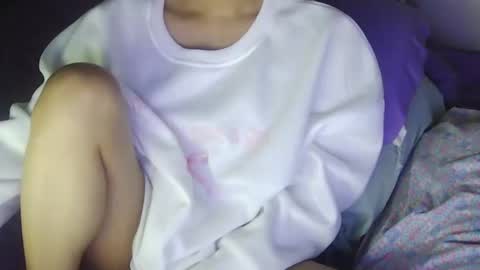 Snapshot of alexisxpeach chatting on October 18, 6:39 am Alexis online show from October 18, 6:39 am