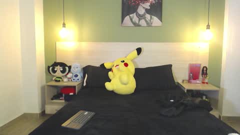 A L E X A online show from December 14, 2:39 am