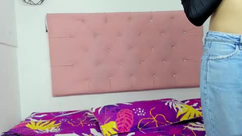 Alice Oceans.  online show from December 14, 4:23 am