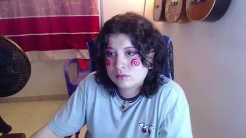 Snapshot of alice_psilocybe_sabina420 chatting on October 12, 6:05 am Alicia Aldara online show from October 12, 6:05 am