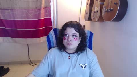 Snapshot of alice_psilocybe_sabina420 chatting on October 15, 5:40 am Alicia Aldara online show from October 15, 5:40 am