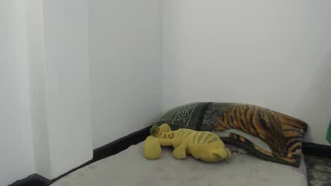 Alicia Aldara online show from March 1, 7:41 pm