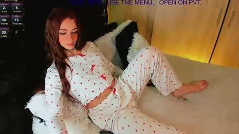 Alice online show from June 17, 8:37 am