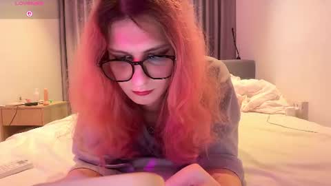 AlicePinkhead online show from July 17, 9:26 am