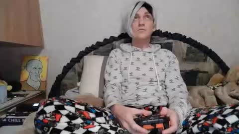 Alisha online show from November 9, 6:25 am