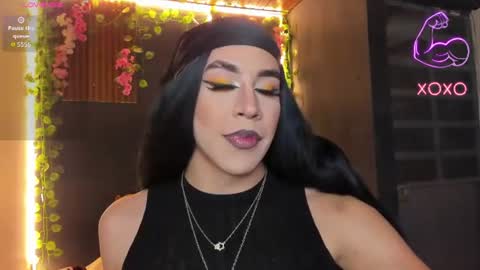 Hazel Bowie online show from July 8, 1:10 am