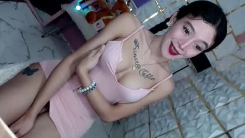 Chloe- DONT FORGET TO FOLLOW MElets getting to know each other and make some love and fun online show from February 5, 12:37 am