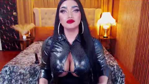 Snapshot of alurajhenson chatting on September 13, 10:26 pm Alura Jhenson online show from September 13, 10:26 pm