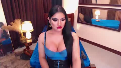 Alura Jhenson online show from July 15, 10:48 pm