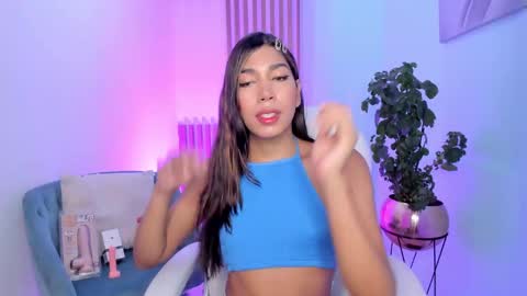 Snapshot of ambarfox1 chatting on February 11, 12:16 pm Ambar online show from February 11, 12:16 pm