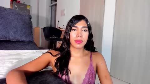 Snapshot of ambarfox1 chatting on September 28, 6:45 am Ambar online show from September 28, 6:45 am