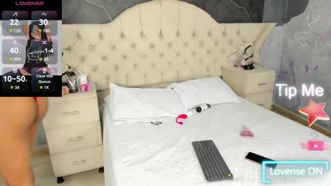 Snapshot of ambarfox1 chatting on October 1, 5:19 am Ambar online show from October 1, 5:19 am