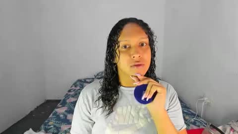 Snapshot of amber_lee20 chatting on September 23, 7:53 pm LUISA online show from September 23, 7:53 pm