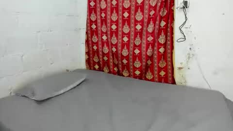 LUISA online show from March 23, 1:21 am