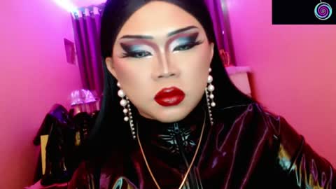Queen Mireska online show from July 3, 4:02 pm
