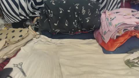 Amuy online show from March 14, 9:46 am